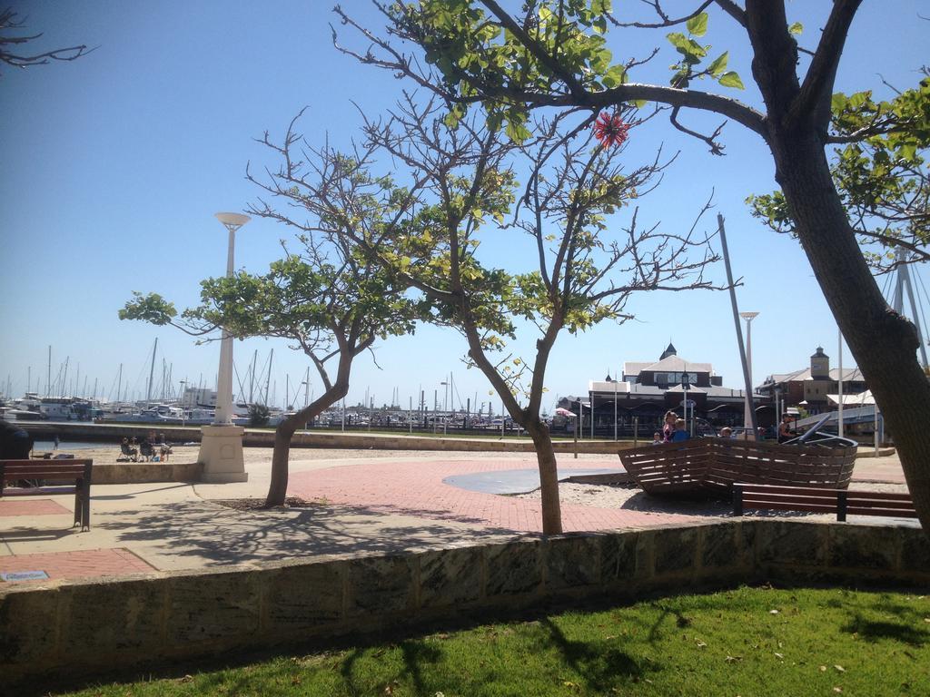 Mandurah Ocean Marina Chalets Buitenkant foto