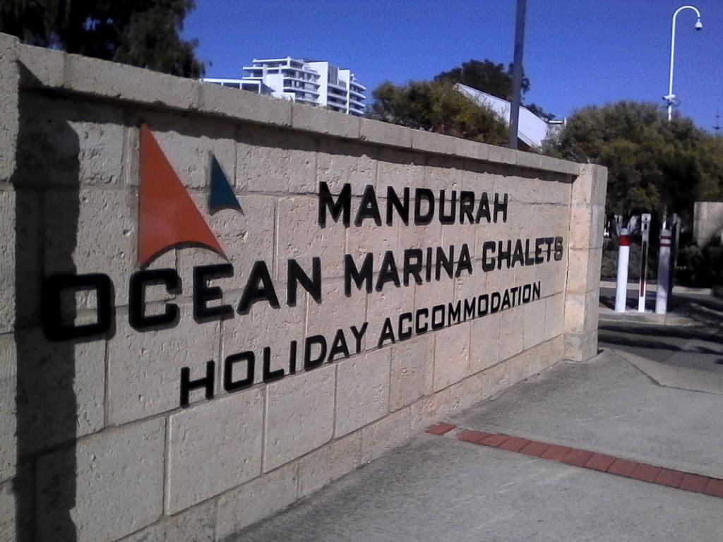 Mandurah Ocean Marina Chalets Buitenkant foto