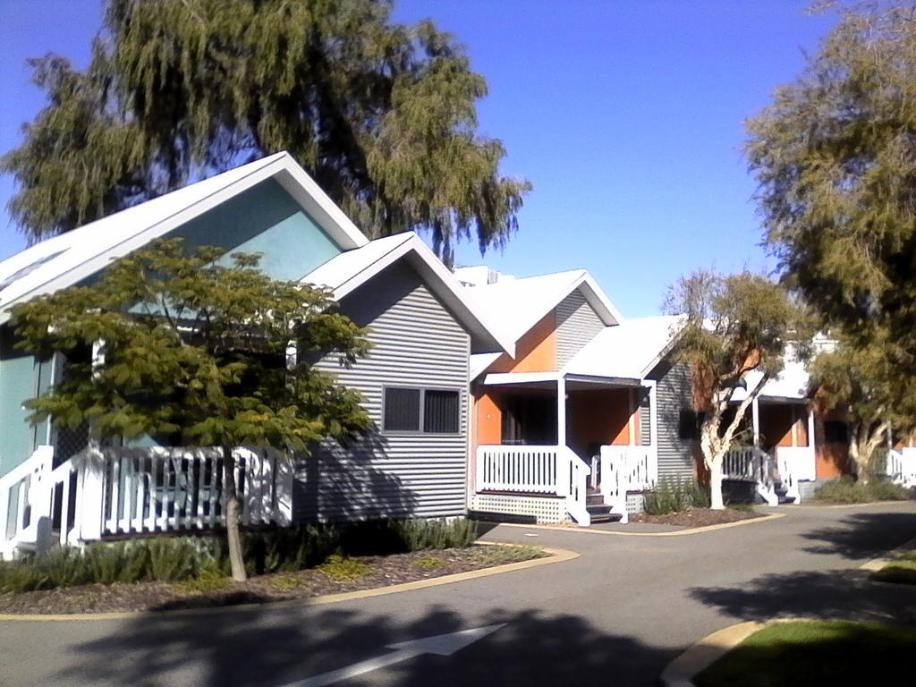 Mandurah Ocean Marina Chalets Buitenkant foto